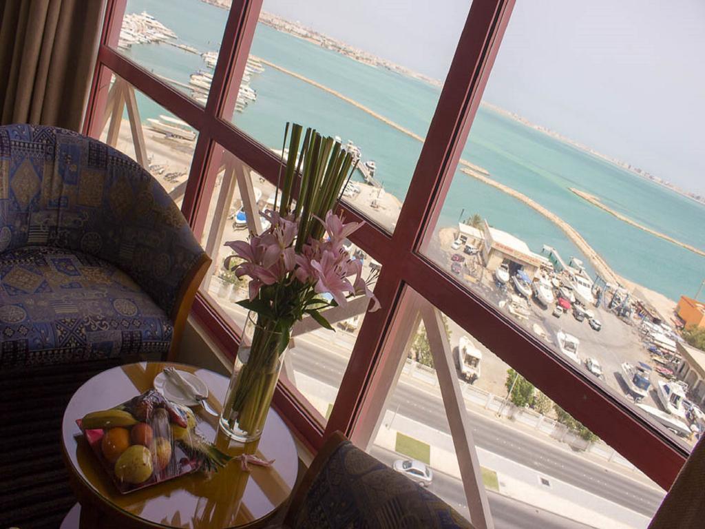 Happy Days Hotel Manama Eksteriør billede